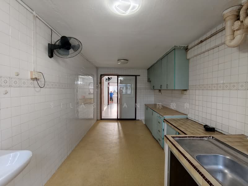 615 Bedok Reservoir Road, 615 Bedok Reservoir Road, 2 Bedrooms, 731 sqft, HDB Flat For Sale, by Silas Tan 陈敬良, 500106373 - Kitchen - PropertyGuru.com.sg