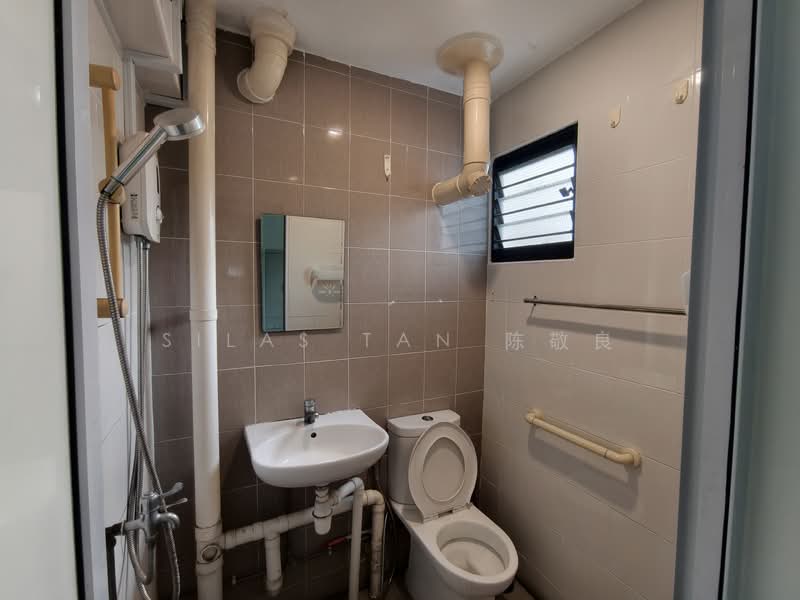 615 Bedok Reservoir Road, 615 Bedok Reservoir Road, 2 Bedrooms, 731 sqft, HDB Flat For Sale, by Silas Tan 陈敬良, 500106373 - PropertyGuru.com.sg