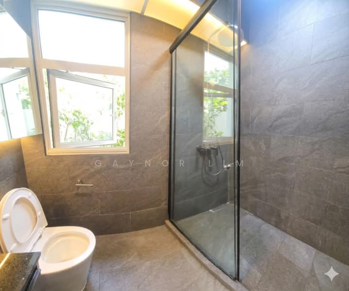 494H Tampines Street 45, 494H Tampines Street 45, 2 Bedrooms, 1,216 sqft, HDB Flat For Rent, by Gaynor Lim, 500106386 - Bathroom - PropertyGuru.com.sg