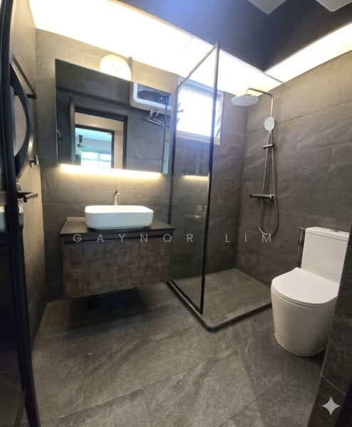 494H Tampines Street 45, 494H Tampines Street 45, 2 Bedrooms, 1,216 sqft, HDB Flat For Rent, by Gaynor Lim, 500106386 - Bathroom - PropertyGuru.com.sg