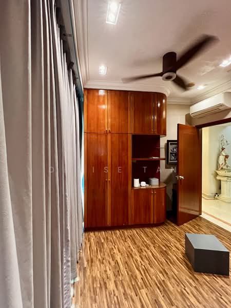 Southaven II, 33 Hindhede Walk, 4 Bedrooms, 3,789 sqft, Condominium For Rent, by Denise Tan, 500106392 - Common Room - PropertyGuru.com.sg