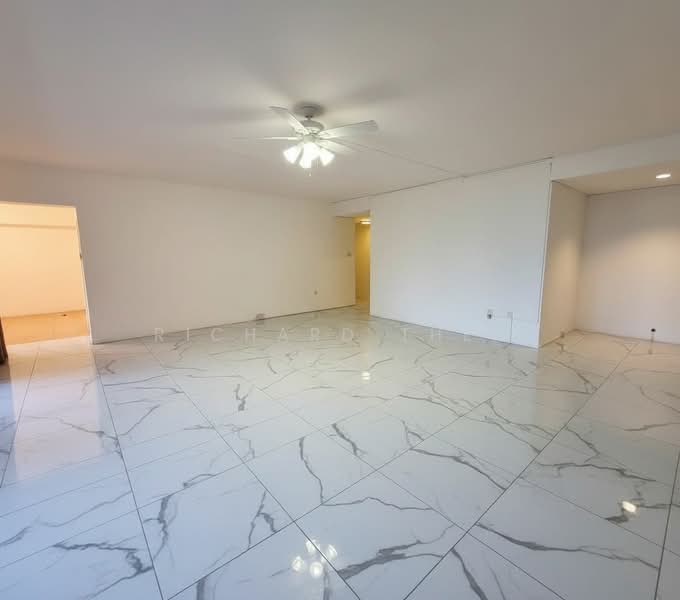 The Cairnhill, 4 Cairnhill Rise, 4 Bedrooms, 2,788 sqft, Condominium For Rent, by Richard Then, 500106408 - Living Room - PropertyGuru.com.sg