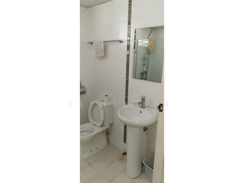 336A Yishun Street 31, 336A Yishun Street 31, 3 Bedrooms, 990 sqft, HDB Flat For Sale, by Esther Lim, 500106410 - Bathroom - PropertyGuru.com.sg