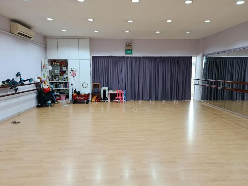 163 BUKIT MERAH CENTRAL