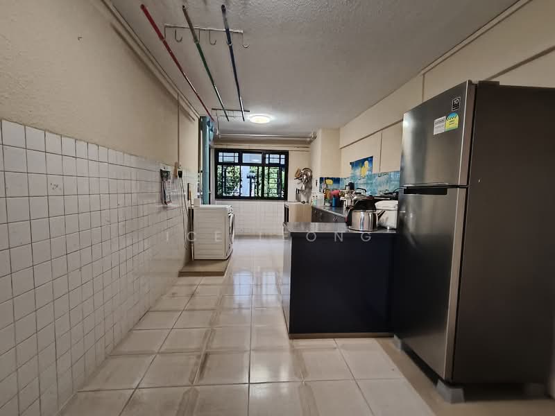 513 Bedok North Avenue 2, 513 Bedok North Avenue 2, 3 Bedrooms, 990 sqft, HDB Flat For Sale, by Ice Leong, 500106419 - Kitchen - PropertyGuru.com.sg