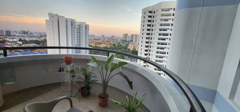 Mandarin Gardens, 5 Siglap Road, 2 Bedrooms, 829 sqft, Condominium For Sale, by Steffi Ang, 500106421 - Balcony - PropertyGuru.com.sg