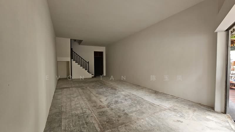 ✨ Prime Shophouse High Footfall Oppo Sultan Mosque, North Bridge Road | Arab Street | Beach Road, 2,250 sqft, Shop / Shophouse For Rent, by Evon Tan  陈玉凤, 500106431 - Interior - CommercialGuru.com.sg