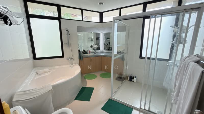 Faber Hills Estate, Faber Park, 6 Bedrooms, 6,000 sqft, Detached House For Rent, by Ben Koh, 500106435 - Bathroom - PropertyGuru.com.sg