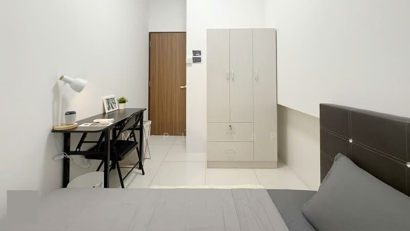 The Stellar, 20 West Coast Road, Room Rental, 120 sqft, Condominium For Rent, by Maple Yap, 500106437 - CR2 - PropertyGuru.com.sg