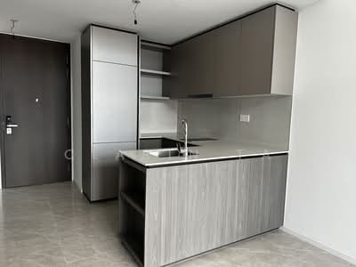 For Rent - Piccadilly Grand