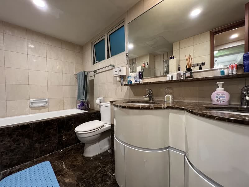 The Gardens at Bishan, 1 Sin Min Walk, 4 Bedrooms, 2,671 sqft, Condominium For Sale, by Julin Tan, 500106449 - Bathroom - PropertyGuru.com.sg