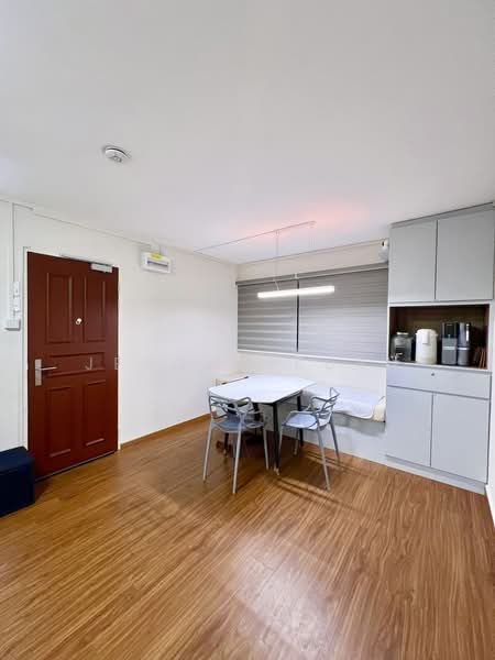 54 Pipit Road, 54 Pipit Road, 3 Bedrooms, 1,012 sqft, HDB Flat For Rent, by Jerome Kuan, 500106450 - Dining Room - PropertyGuru.com.sg