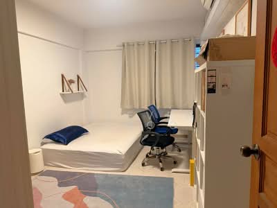 For Rent - 403 Jurong West Street 42