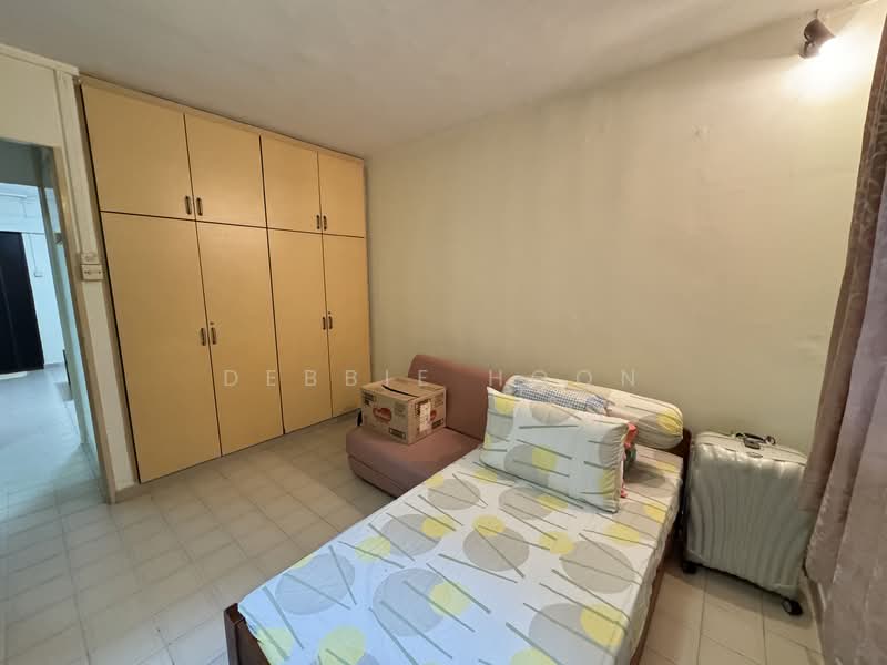 603 Hougang Avenue 4, 603 Hougang Avenue 4, 3 Bedrooms, 904 sqft, HDB Flat For Sale, by Debbie Hoon, 500106457 - Bedroom - PropertyGuru.com.sg