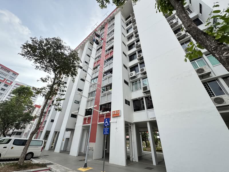 603 Hougang Avenue 4, 603 Hougang Avenue 4, 3 Bedrooms, 904 sqft, HDB Flat For Sale, by Debbie Hoon, 500106457 - Exterior - PropertyGuru.com.sg