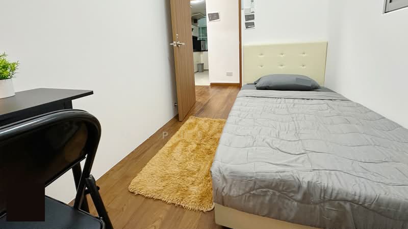Villa De West, 385 Pasir Panjang Road, Room Rental, 120 sqft, Condominium For Rent, by Maple Yap, 500106459 - ECON1 - PropertyGuru.com.sg