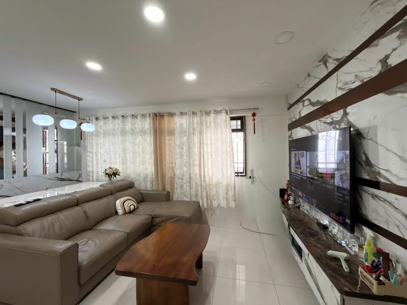 55 Strathmore Avenue, 55 Strathmore Avenue, 3 Bedrooms, 1,022 sqft, HDB Flat For Sale, by Jean Lim, 500106469 - Living Room - PropertyGuru.com.sg