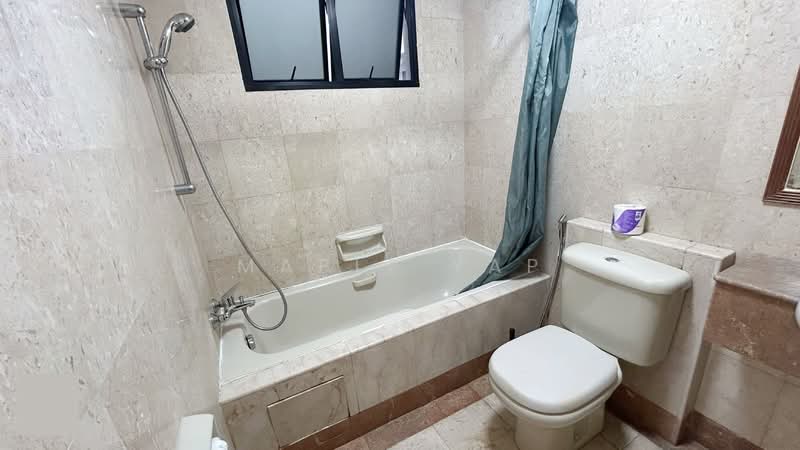 Harbourlights, 68 Telok Blangah Road, Room Rental, 120 sqft, Apartment For Rent, by Maple Yap, 500106481 - MBR4(2) Bathroom - PropertyGuru.com.sg