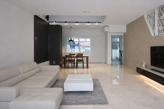 PrestigeHomes - 3.5 Storey Renovated Inter with 5 Ensuite Br @ Mimosa