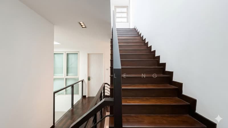 PrestigeHomes - 3.5 Storey Renovated Inter with 5 Ensuite Br @ Mimosa, Mimosa / Saraca / Nim / Begonia / Seletar Hills, 5 Bedrooms, 3,337 sqft, Terraced House For Sale, by Kristle Ng, 500106492 - Interior - PropertyGuru.com.sg