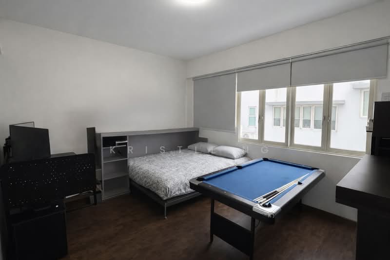 PrestigeHomes - 3.5 Storey Renovated Inter with 5 Ensuite Br @ Mimosa, Mimosa / Saraca / Nim / Begonia / Seletar Hills, 5 Bedrooms, 3,337 sqft, Terraced House For Sale, by Kristle Ng, 500106492 - Level 3 Bedroom - PropertyGuru.com.sg