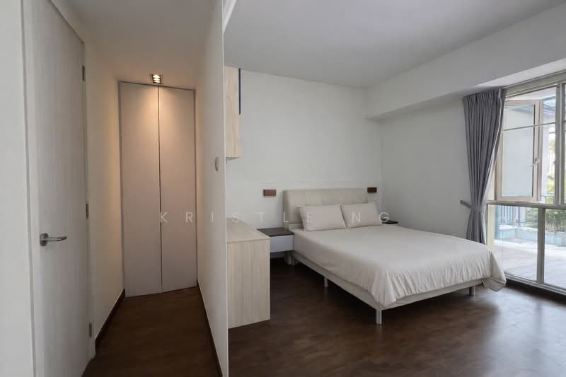 PrestigeHomes - 3.5 Storey Renovated Inter with 5 Ensuite Br @ Mimosa, Mimosa / Saraca / Nim / Begonia / Seletar Hills, 5 Bedrooms, 3,337 sqft, Terraced House For Sale, by Kristle Ng, 500106492 - Master Bedroom - PropertyGuru.com.sg