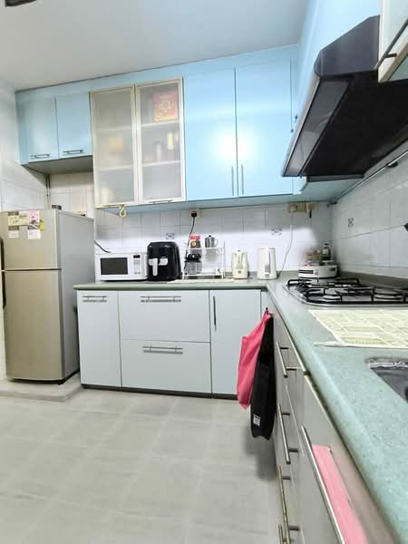 658A Jurong West Street 65, 658A Jurong West Street 65, 3 Bedrooms, 1,195 sqft, HDB Flat For Sale, by Kenny Kan, 500106498 - Kitchen - PropertyGuru.com.sg