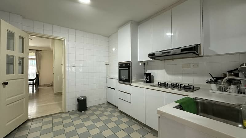 City Living Made Easy - 4BR Whole Unit | Fully Furnished | Flexible Stay, , 4 Bedrooms, 1,700 sqft, Condominium For Rent, by Fong Guo Rung, 500106510 - Kitchen - PropertyGuru.com.sg