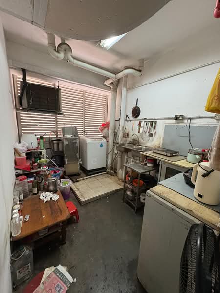 Ys-One, 1 Yishun Street 23, 3,724 sqft, Light Industrial (B1) For Sale, by Stacy Lam, 500106513 - Kitchen - CommercialGuru.com.sg