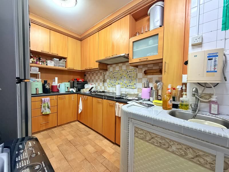 342 Bukit Batok Street 34, 342 Bukit Batok Street 34, 3 Bedrooms, 957 sqft, HDB Flat For Sale, by Liew Derrick, 500106517 - Kitchen - PropertyGuru.com.sg