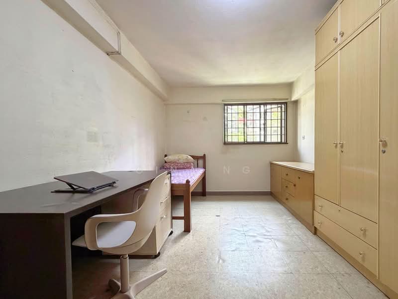 42 Telok Blangah Rise, 42 Telok Blangah Rise, 2 Bedrooms, 753 sqft, HDB Flat For Sale, by Gina Ng, 500106529 - Bedroom - PropertyGuru.com.sg