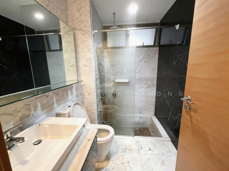 Centro Residences, 59 Ang Mo Kio Avenue 8, 3 Bedrooms, 1,561 sqft, Condominium For Rent, by PRISCILLA LEONG LIYI, 500106540 - Bathroom - PropertyGuru.com.sg