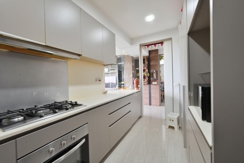 Waterwoods, Punggol Field Walk, 4 Bedrooms, 1,281 sqft, Executive Condominium For Sale, by Phani Kumar Anne, 500106541 - Kitchen - PropertyGuru.com.sg