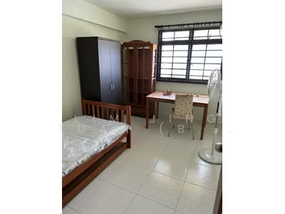 For Rent - 491 Admiralty Link