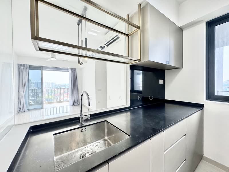 The Florence Residences, 93 Hougang Avenue 2, 3 Bedrooms, 936 sqft, Condominium For Sale, by Stella Ng, 500106555 - Kitchen - PropertyGuru.com.sg