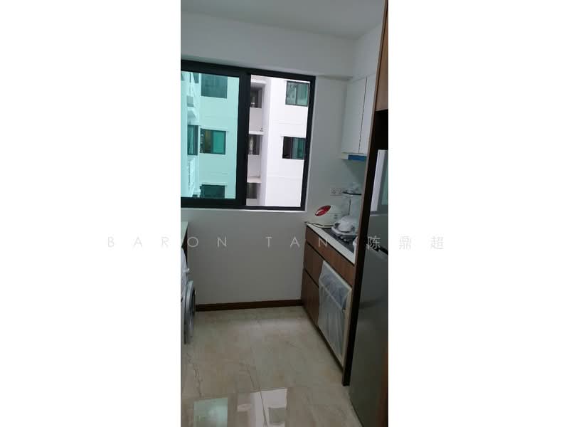 Kingsford Waterbay, Upper Serangoon View, 3 Bedrooms, 883 sqft, Condominium For Rent, by Baron Tan 陈鼎超, 500106557 - Kitchen - PropertyGuru.com.sg
