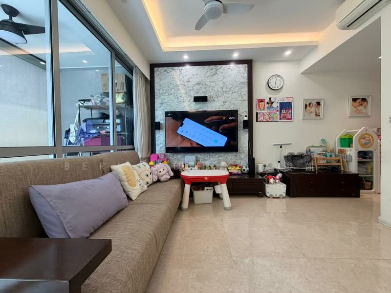 The Santorini, 29 Tampines Street 86, 3 Bedrooms, 1,119 sqft, Condominium For Rent, by Bernard Ng 黄俊凯, 500106559 - Living Room - PropertyGuru.com.sg