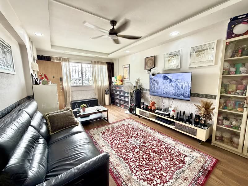 362 Yishun Ring Road, 362 Yishun Ring Road, 3 Bedrooms, 1,130 sqft, HDB Flat For Sale, by Hidayat Shariff, 500106563 - Living Room - PropertyGuru.com.sg