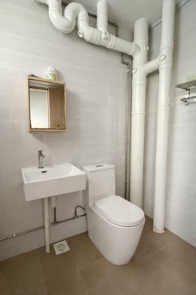 162 Yung Ping Road, 162 Yung Ping Road, 4 Bedrooms, 1,572 sqft, HDB Flat For Sale, by James Tai, 500106570 - Bathroom - PropertyGuru.com.sg