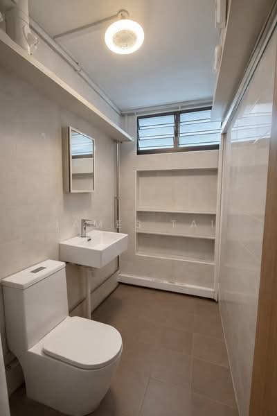 162 Yung Ping Road, 162 Yung Ping Road, 4 Bedrooms, 1,572 sqft, HDB Flat For Sale, by James Tai, 500106570 - Bathroom - PropertyGuru.com.sg
