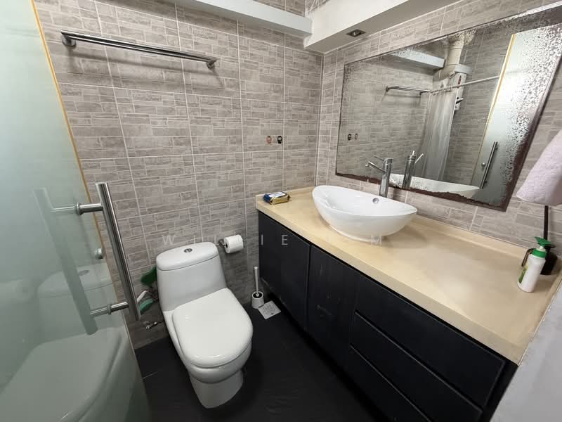684C Choa Chu Kang Crescent, 684C Choa Chu Kang Crescent, 3 Bedrooms, 969 sqft, HDB Flat For Rent, by Willie Lim, 500106575 - Bathroom - PropertyGuru.com.sg