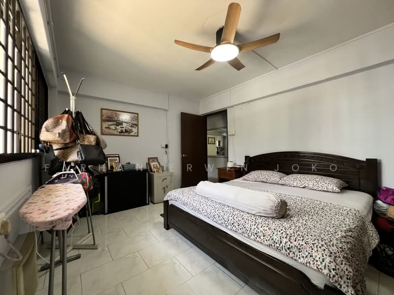 263 Jurong East Street 24, 263 Jurong East Street 24, 3 Bedrooms, 1,302 sqft, HDB Flat For Sale, by Farhan Erwin Joko, 500106581 - Bedroom - PropertyGuru.com.sg
