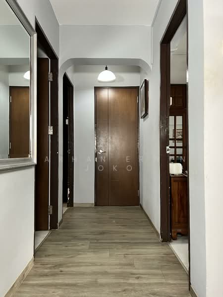 263 Jurong East Street 24, 263 Jurong East Street 24, 3 Bedrooms, 1,302 sqft, HDB Flat For Sale, by Farhan Erwin Joko, 500106581 - Entrance - PropertyGuru.com.sg