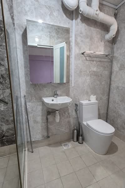 313 Tampines Street 33, 313 Tampines Street 33, 4 Bedrooms, 1,561 sqft, HDB Flat For Sale, by Frederick Foo, 500106586 - Bathroom - PropertyGuru.com.sg