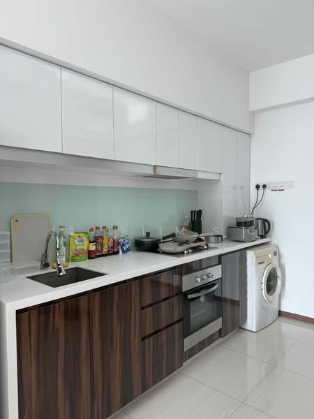 Rezi 26, 5 Lorong 26 Geylang, 2 Bedrooms, 796 sqft, Condominium For Rent, by Jane Lim S C, 500106596 - Kitchen - PropertyGuru.com.sg