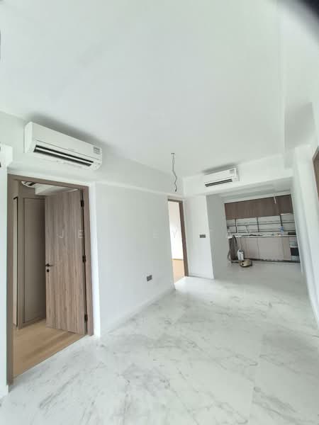 For Sale - Sceneca Residence