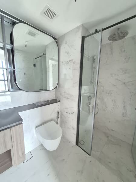 Sceneca Residence, Tanah Merah Kechil Link, 3 Bedrooms, 904 sqft, Condominium For Sale, by Jeffrey Tay, 500106603 - Bathroom - PropertyGuru.com.sg