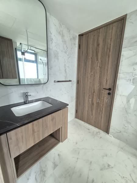 Sceneca Residence, Tanah Merah Kechil Link, 3 Bedrooms, 904 sqft, Condominium For Sale, by Jeffrey Tay, 500106603 - Bathroom - PropertyGuru.com.sg