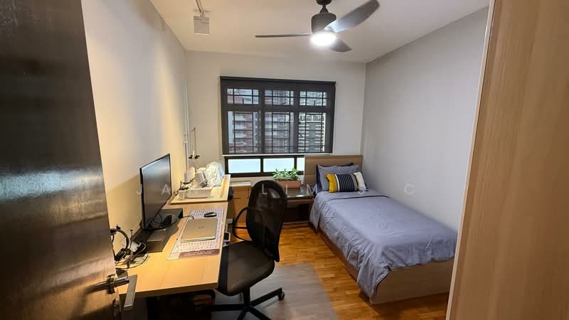 74A Redhill Road, 74A Redhill Road, 3 Bedrooms, 1,237 sqft, HDB Flat For Rent, by Jane Lim S C, 500106622 - Bedroom - PropertyGuru.com.sg