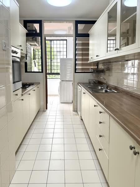 Tanglin Park, 1A Ridley Park, 3 Bedrooms, 1,335 sqft, Condominium For Sale, by Chua Li Li, 500106624 - Kitchen - PropertyGuru.com.sg